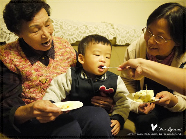 [育兒]米寶2y生日蛋糕。迷迭香胖趣 巧虎手工造型蛋糕