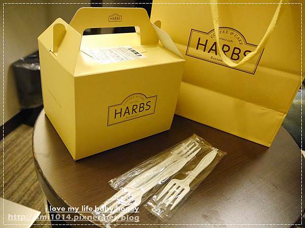 【東京美食】HARBS (LUMINE EST SHINJUKU)。不吃會後悔的水果千層派。每一口都是滿滿的幸福 - 第22張圖 P2070475.JPG