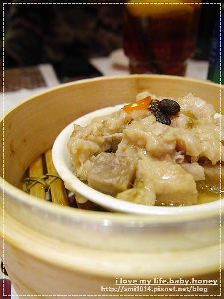 【美食】點點心台灣 Dimdimsum Taiwan。香港人氣平價港式茶點.飲茶。超Q豬仔流沙包。微風信義店 - 第17張圖 P2120870.JPG