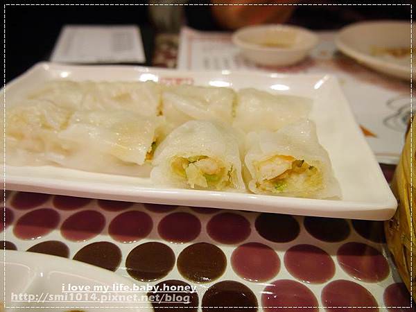 【美食】點點心台灣 Dimdimsum Taiwan。香港人氣平價港式茶點.飲茶。超Q豬仔流沙包。微風信義店 - 第38張圖 P2120897.JPG