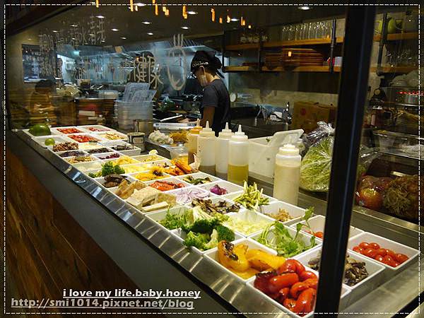 【美食】mia cucina(復興店)。創意義式蔬食料理X工業風裝潢。吃素也能這麼美味啊!。台北東區美食 - 第7張圖 P2120808.JPG