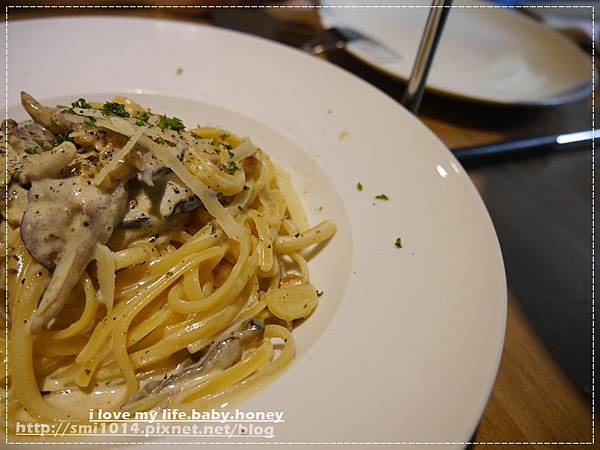 【美食】mia cucina(復興店)。創意義式蔬食料理X工業風裝潢。吃素也能這麼美味啊!。台北東區美食 - 第23張圖 P2120830.JPG