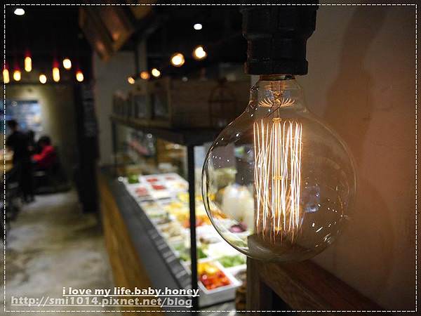 【美食】mia cucina(復興店)。創意義式蔬食料理X工業風裝潢。吃素也能這麼美味啊!。台北東區美食 - 第30張圖 P2120845.JPG
