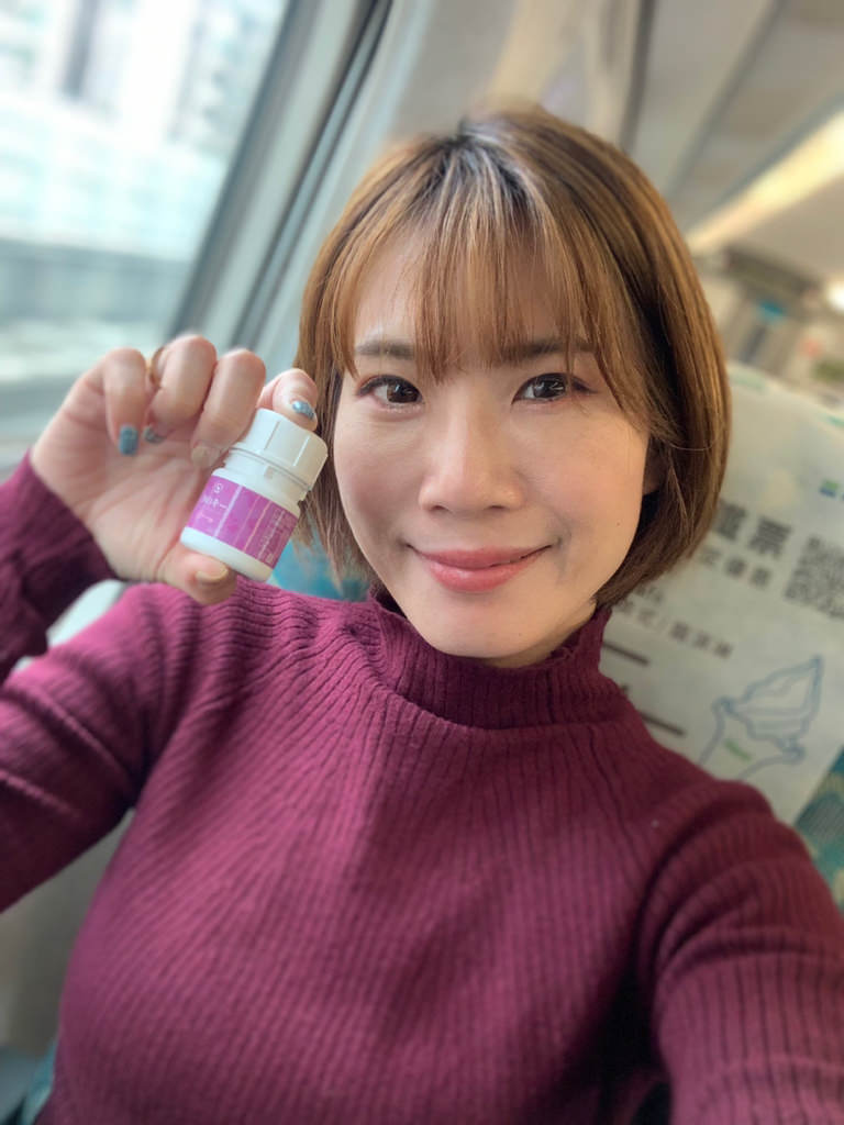 康偲COMS 喉立淨 尤加利爆漿球の蔓越莓 輕便罐 ▏尤加利+蔓越莓配方 想到就來一顆擺脫嗓子卡卡。工作常講話、空汙 讓它幫你舒緩滋潤