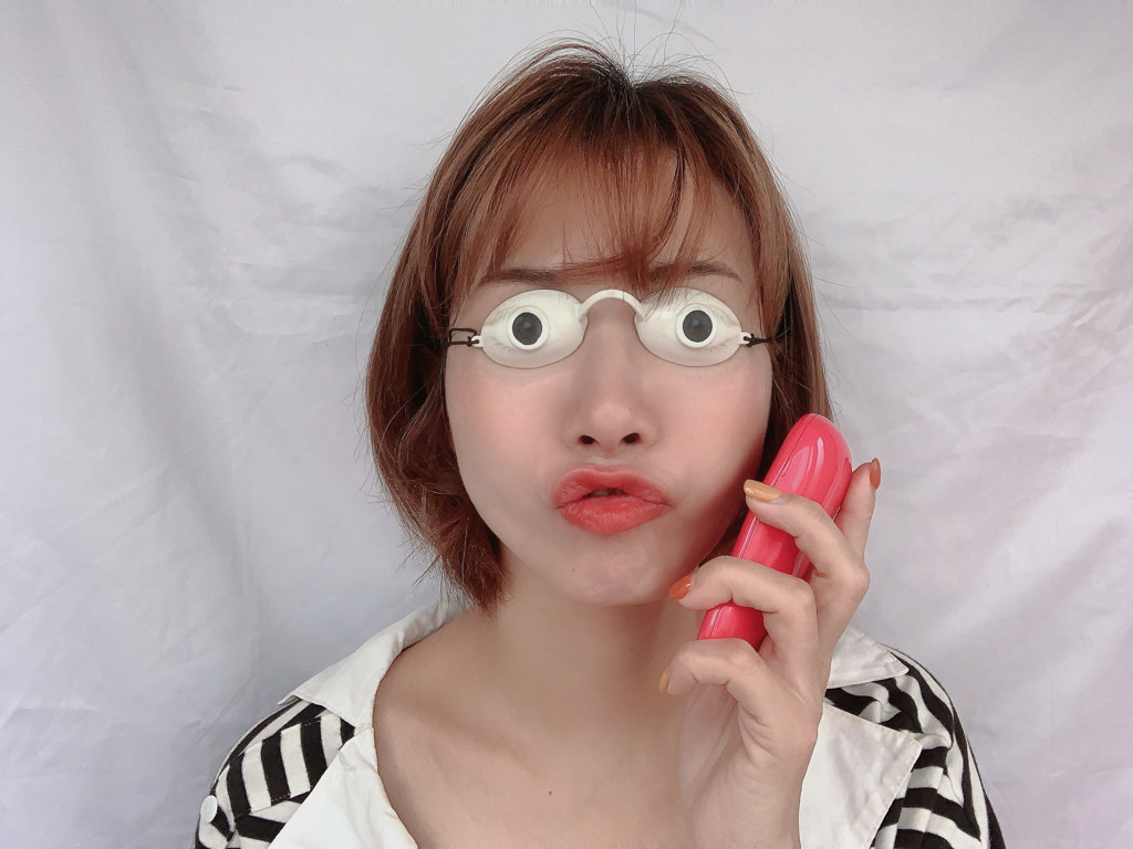 YOUFE LED 紅光儀 ▏每天只要10分鐘 讓LED施展還你漂漂拳魔力。ㄉㄨㄞㄉㄨㄞ有感 UPUP不用花大錢 在家也能輕鬆做醫美保養。
