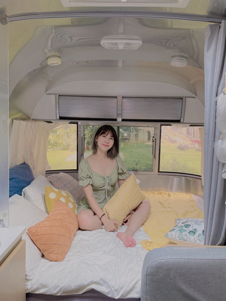 橘舍三食 Orange Farmhouse|入住airstream 美式經典銀彈露營車 一秒就像在國外。一泊二食外加diy行程 一卡皮箱就給你滿滿露營氣氛。苗栗旅遊