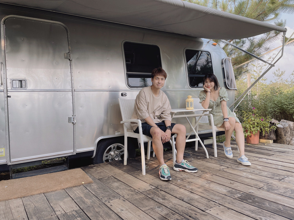 橘舍三食 Orange Farmhouse|入住airstream 美式經典銀彈露營車 一秒就像在國外。一泊二食外加diy行程 一卡皮箱就給你滿滿露營氣氛。苗栗旅遊