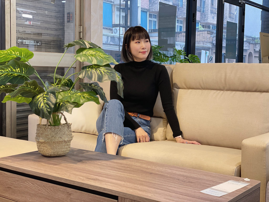 億家具批發倉庫-宜蘭店|MIT家具工廠直營 全館六折超優惠。小資族也能輕鬆打造一個家。宜蘭家具推薦