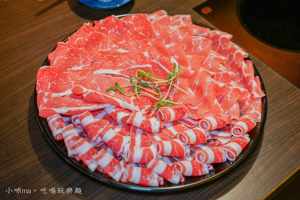 肉多多火鍋