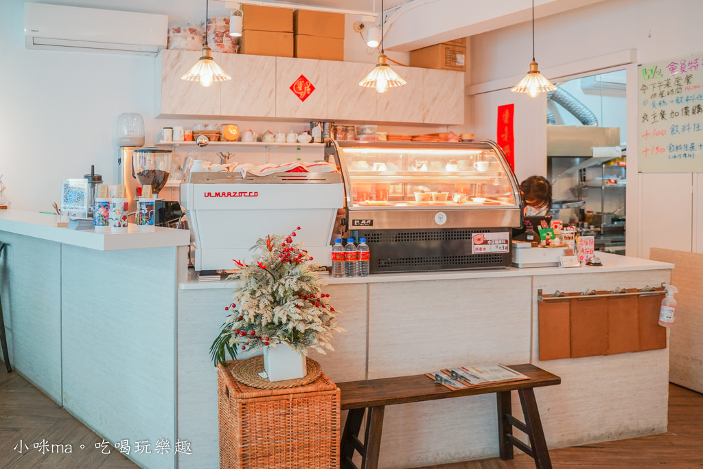 W2 cafe & restaurant W2 cafe & restaurant