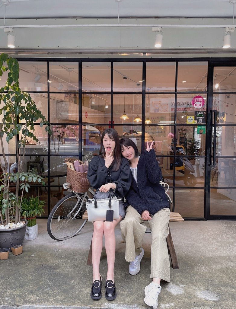 W2 cafe & restaurant W2 cafe & restaurant