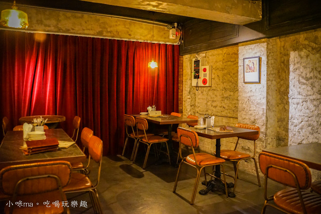 Blind Pig by R.D.-34.jpg Blind Pig by R.D.-34.jpg