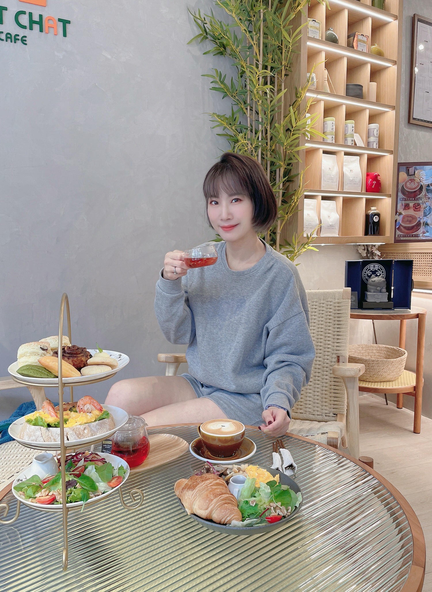 【南京三民咖啡廳】CHIT CHAT Cafe 寶清店｜轉角讓你一秒到京都，這裡還喝得到丸久小山園的茶品 。台北美食 。台北美食