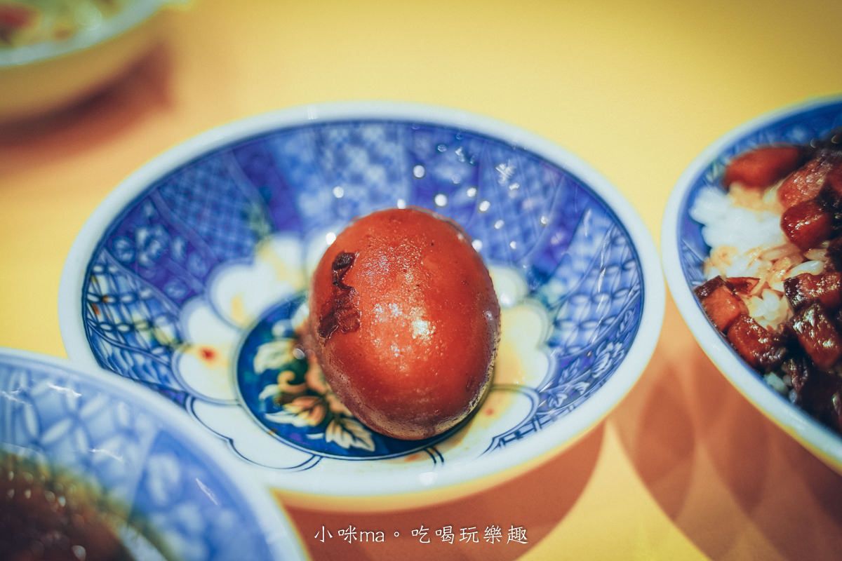 小王煮瓜｜北部人誰不知道這間滷肉飯，米其林必比登推薦，吃完嘴巴黏黏的滋味太誘人。萬華美食 / 台北小吃