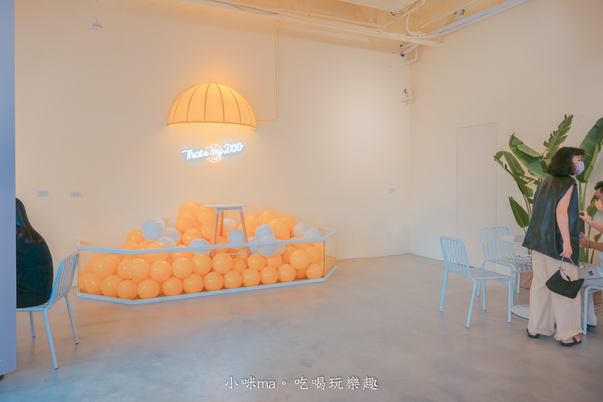 Chubby Doo 甜甜圈專賣店｜超卡哇伊的甜甜圈 每一口都爆漿。桃園絕美純白色建築-阜山聚落 每個角落都可以狂拍41255張。桃園美食