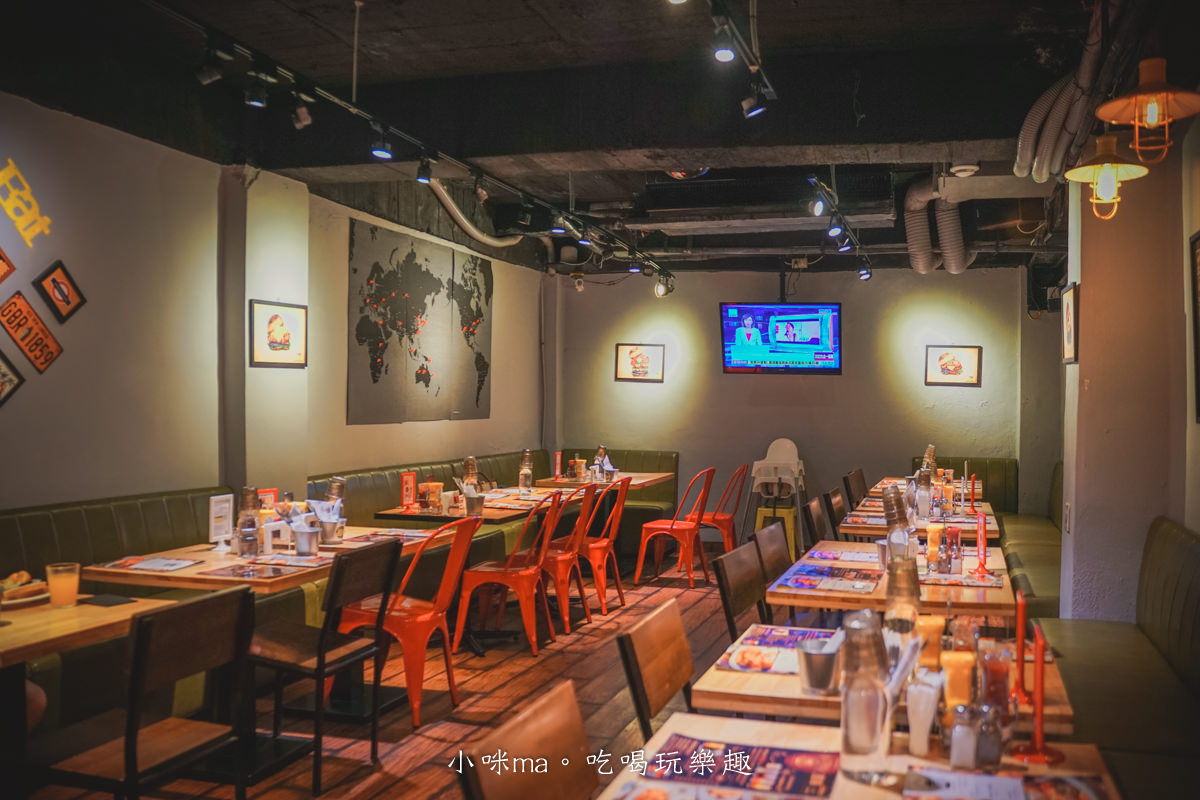 Stan & Cat 史丹貓美式餐廳 西門店|超浮誇5.5 盎司牛肉漢堡,吃完它飽一天啦,全天候早午餐+獨門特調,美式餐廳也能這麼chill。捷運西門站 - 第4張圖 Stan & Cat 史丹貓美式餐廳 西門店|超浮誇5.5 盎司牛肉漢堡,吃完它飽一天啦,全天候早午餐+獨門特調,美式餐廳也能這麼chill。捷運西門站