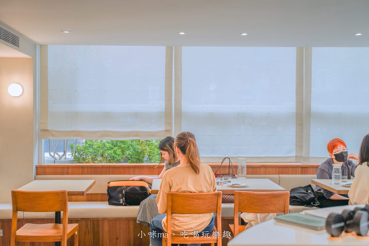 ivette Da An 大安店|玻璃屋咖啡廳又一發,來自台中的ivette分店落腳大安區,台北寵物友善餐廳。捷運忠孝敦化站 - 第7張圖 ivette Da An 大安店|玻璃屋咖啡廳又一發,來自台中的ivette分店落腳大安區,台北寵物友善餐廳。捷運忠孝敦化站