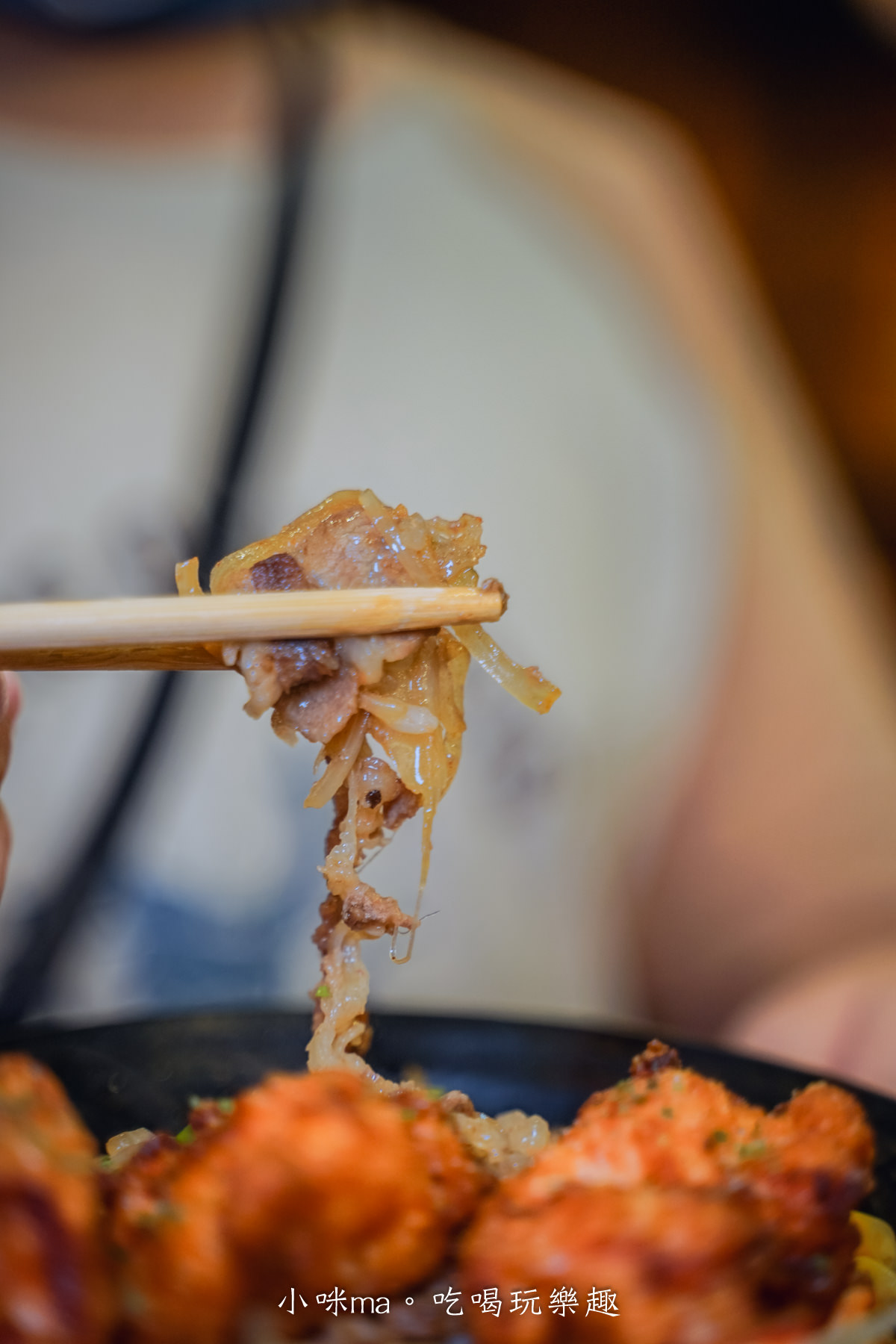 武士食堂|牛肉+唐揚雞雙主餐的丼飯只要129元,鹹香滋味完全是白飯殺手,寧夏夜市必吃美食。捷運雙連站 - 第15張圖 武士食堂|牛肉+唐揚雞雙主餐的丼飯只要129元,鹹香滋味完全是白飯殺手,寧夏夜市必吃美食。捷運雙連站