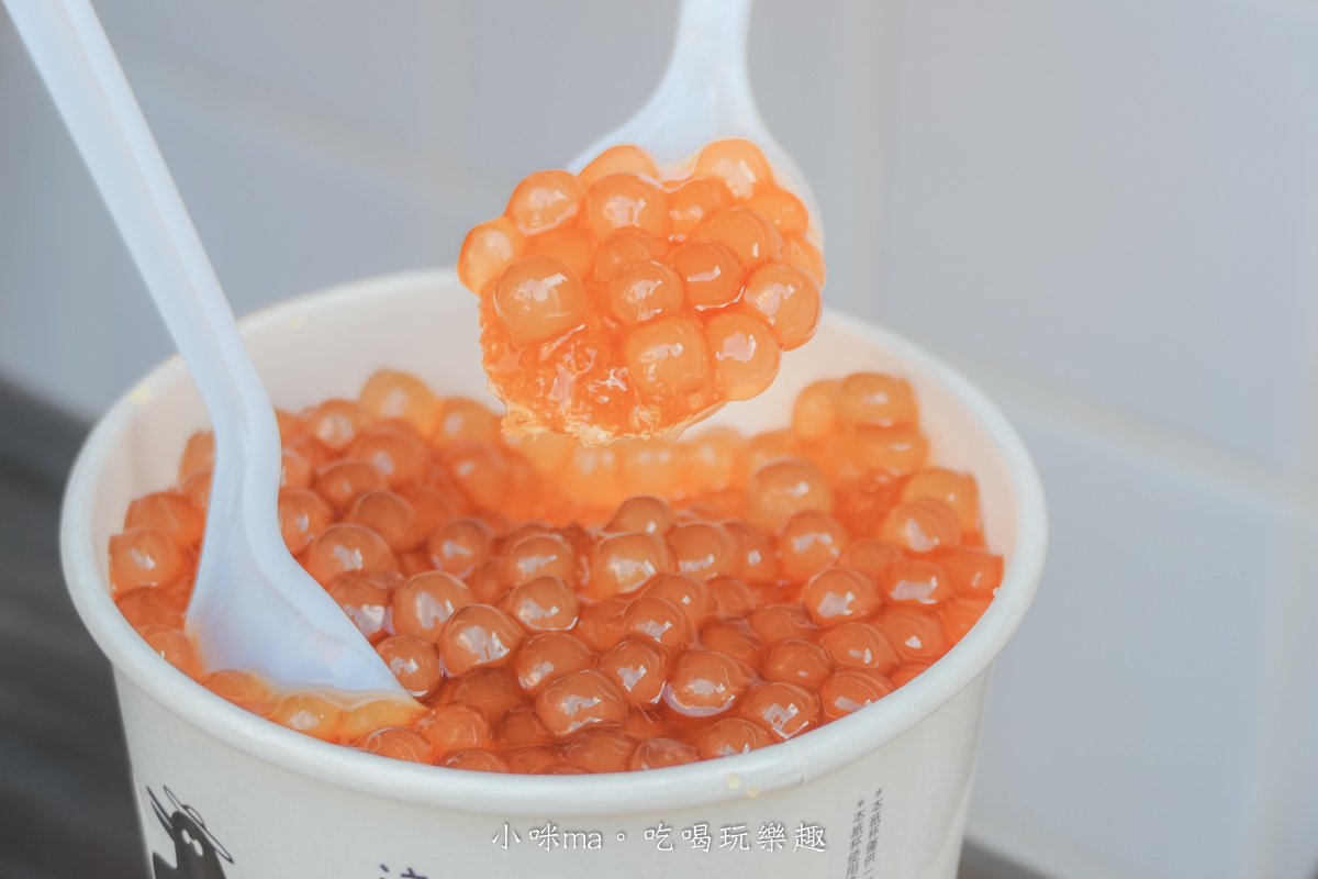 鴉片粉圓 路力迪化店|裹著糖蜜的琥珀色粉圓藏在迪化街轉角,還有三圓系列Q彈風味一次get。捷運北門站 - 第1張圖 鴉片粉圓 路力迪化店|裹著糖蜜的琥珀色粉圓藏在迪化街轉角,還有三圓系列Q彈風味一次get。捷運北門站