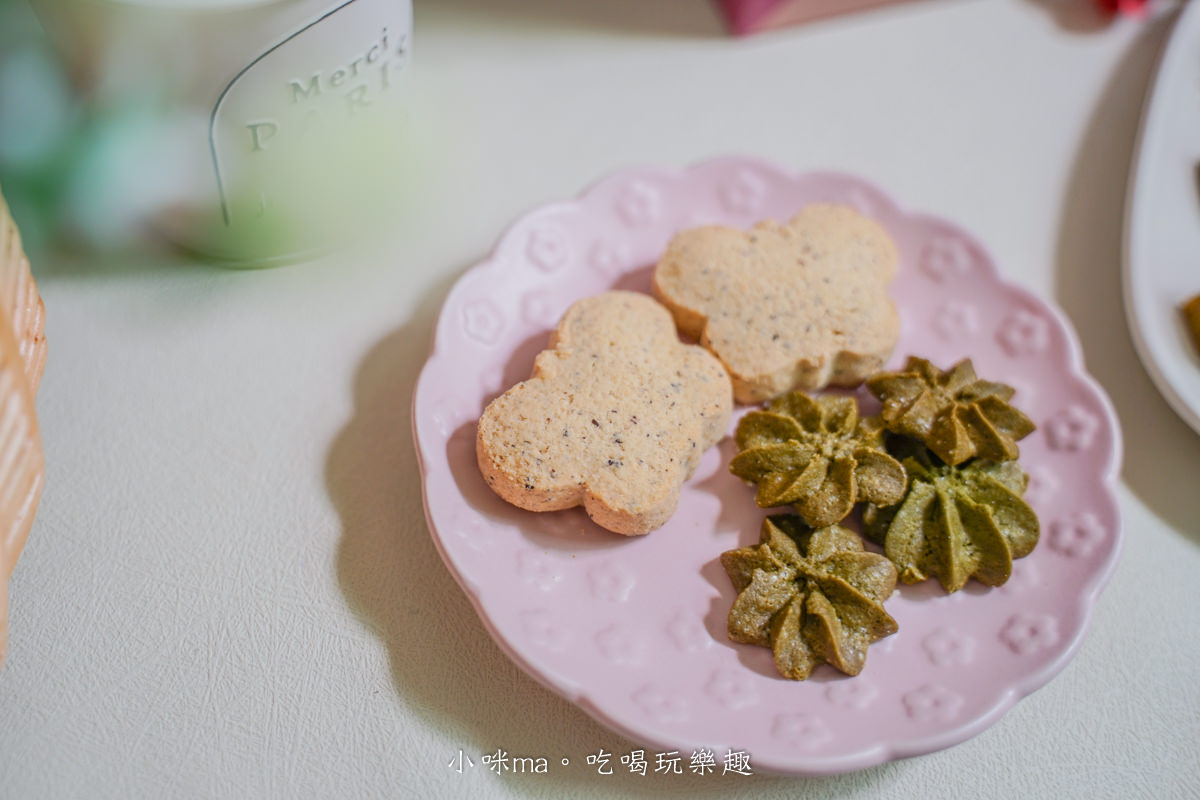 KINBER MADE 金帛手製 彌月禮盒｜台中超人氣甜點店，山形磅蛋糕一秒catch媽媽的目光，彌月禮盒試吃/彌月禮盒推薦