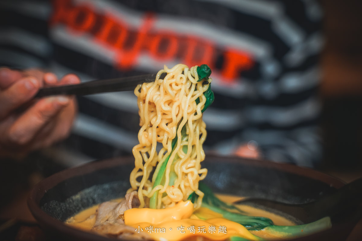 柒息地串燒居酒屋 長春店｜串燒不貴 只要銅板價! 一串19元起~，超級好吃的秘醬串燒有夠涮嘴，下班小酌、任何聚餐首選。捷運南京松江站