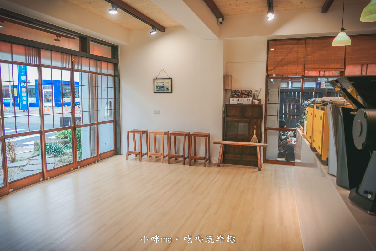 Kukukohi 哭哭咖啡|哭哭咖啡2.0開張啦,清水模風格矗立轉角處,日式三明治每天限量販售。新竹美食 / 竹北咖啡 - 第7張圖 Kukukohi 哭哭咖啡|哭哭咖啡2.0開張啦,清水模風格矗立轉角處,日式三明治每天限量販售。新竹美食 / 竹北咖啡