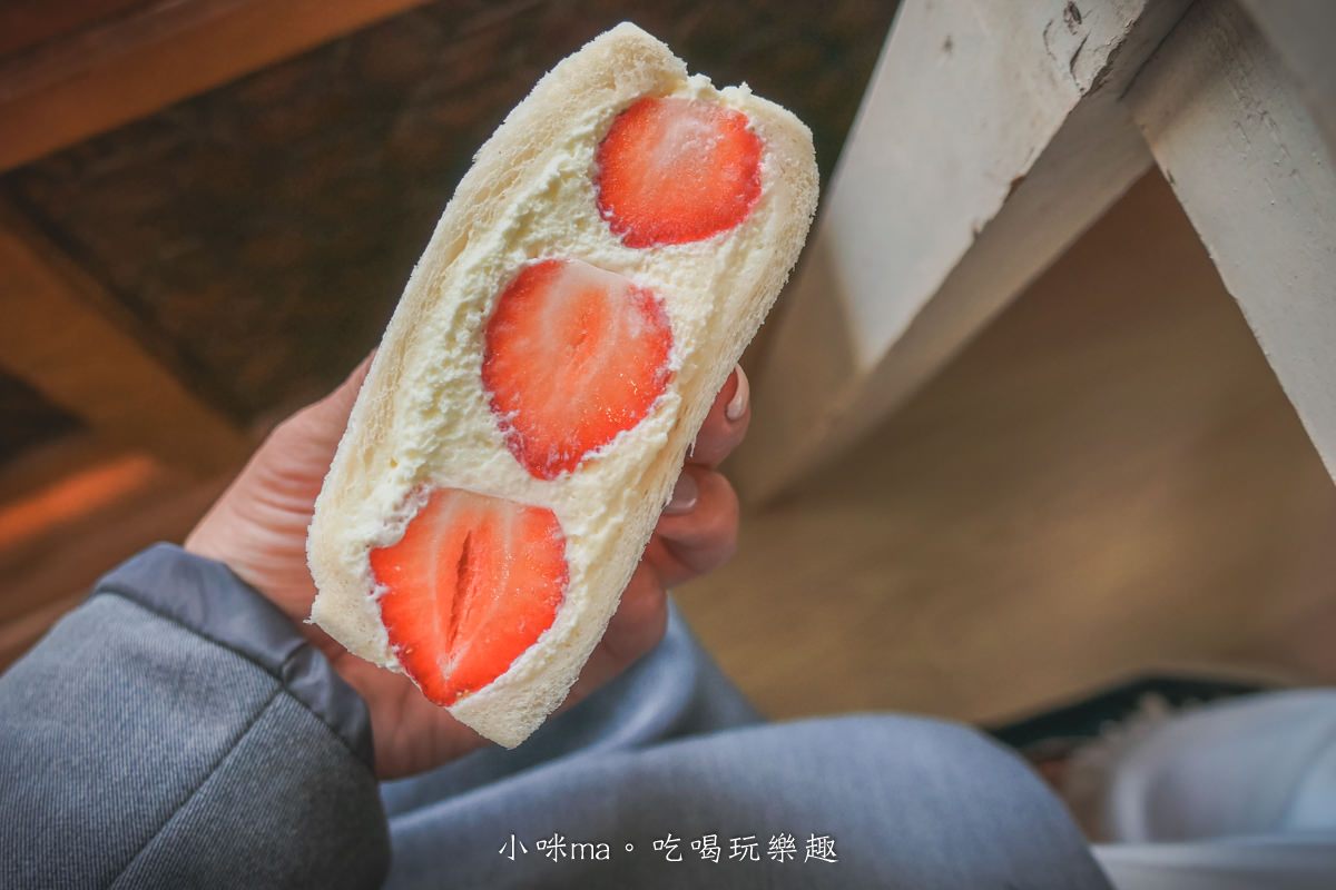 Kukukohi 哭哭咖啡|哭哭咖啡2.0開張啦,清水模風格矗立轉角處,日式三明治每天限量販售。新竹美食 / 竹北咖啡 - 第16張圖 Kukukohi 哭哭咖啡|哭哭咖啡2.0開張啦,清水模風格矗立轉角處,日式三明治每天限量販售。新竹美食 / 竹北咖啡
