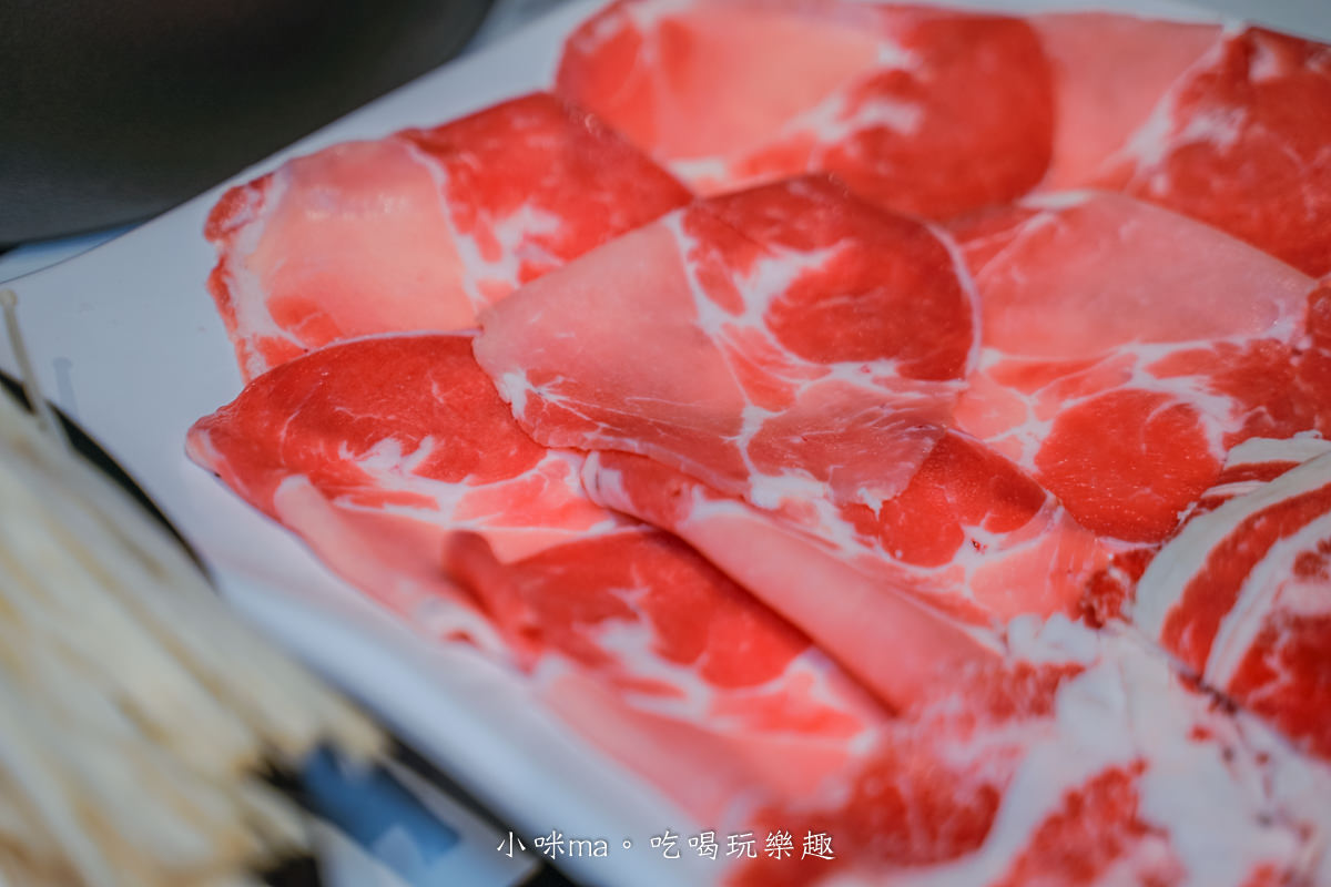 肉多多火鍋 台北西門店|台灣火鍋第一品牌,蔬食者的天堂鍋物 35種蔬菜無限吃,爆擊海鮮盤 專人幫你剝蝦捏,捷運西門站 - 第41張圖 肉多多火鍋 台北西門店|台灣火鍋第一品牌,蔬食者的天堂鍋物 35種蔬菜無限吃,爆擊海鮮盤 專人幫你剝蝦捏,捷運西門站