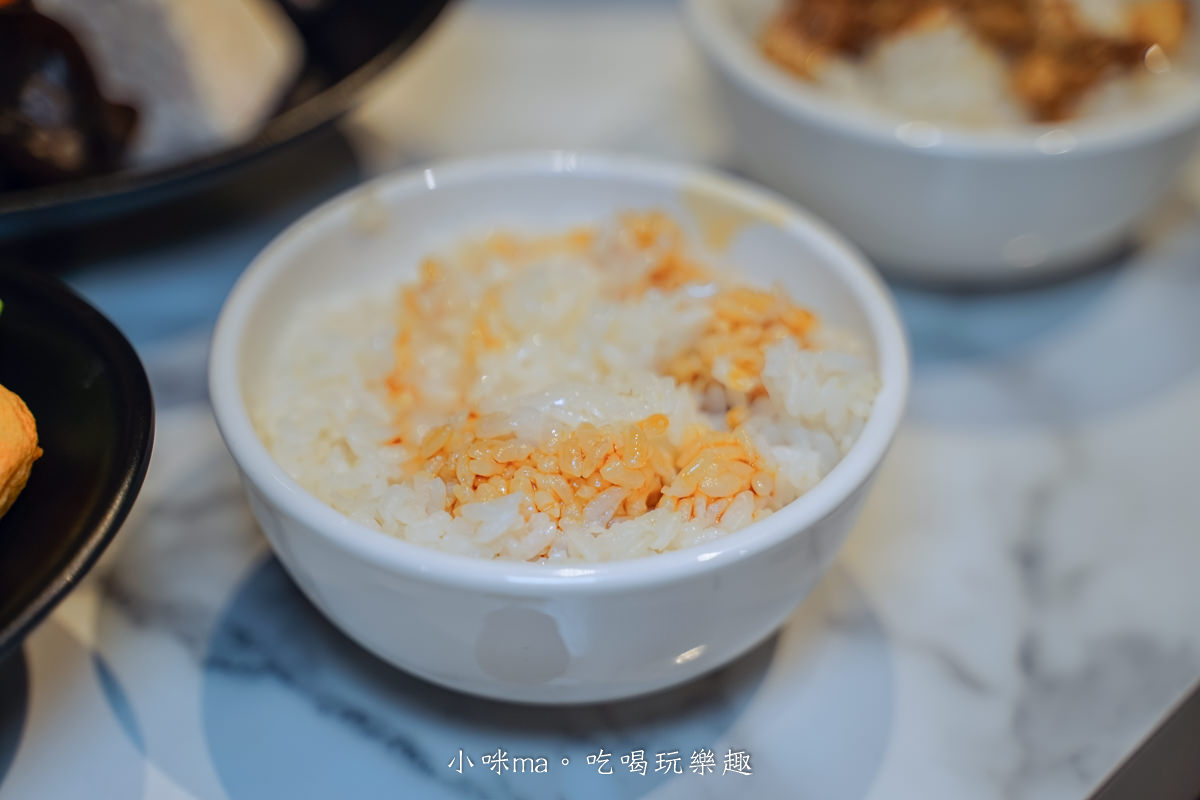 肉多多火鍋 台北西門店|台灣火鍋第一品牌,蔬食者的天堂鍋物 35種蔬菜無限吃,爆擊海鮮盤 專人幫你剝蝦捏,捷運西門站 - 第30張圖 肉多多火鍋 台北西門店|台灣火鍋第一品牌,蔬食者的天堂鍋物 35種蔬菜無限吃,爆擊海鮮盤 專人幫你剝蝦捏,捷運西門站
