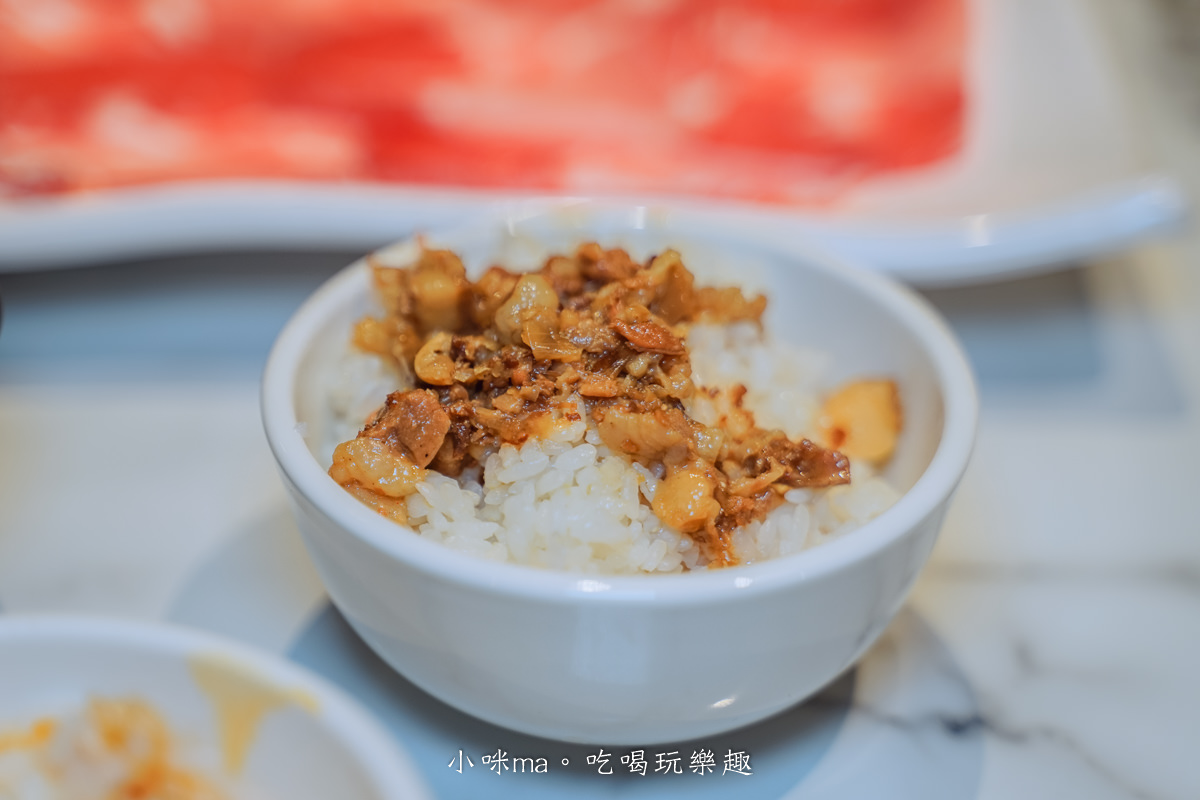 肉多多火鍋 台北西門店|台灣火鍋第一品牌,蔬食者的天堂鍋物 35種蔬菜無限吃,爆擊海鮮盤 專人幫你剝蝦捏,捷運西門站 - 第29張圖 肉多多火鍋 台北西門店|台灣火鍋第一品牌,蔬食者的天堂鍋物 35種蔬菜無限吃,爆擊海鮮盤 專人幫你剝蝦捏,捷運西門站