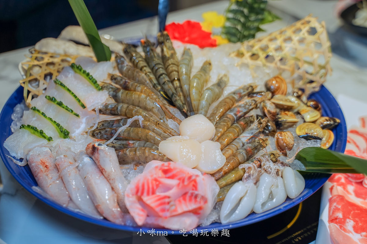肉多多火鍋 台北西門店|台灣火鍋第一品牌,蔬食者的天堂鍋物 35種蔬菜無限吃,爆擊海鮮盤 專人幫你剝蝦捏,捷運西門站 - 第47張圖 肉多多火鍋 台北西門店|台灣火鍋第一品牌,蔬食者的天堂鍋物 35種蔬菜無限吃,爆擊海鮮盤 專人幫你剝蝦捏,捷運西門站