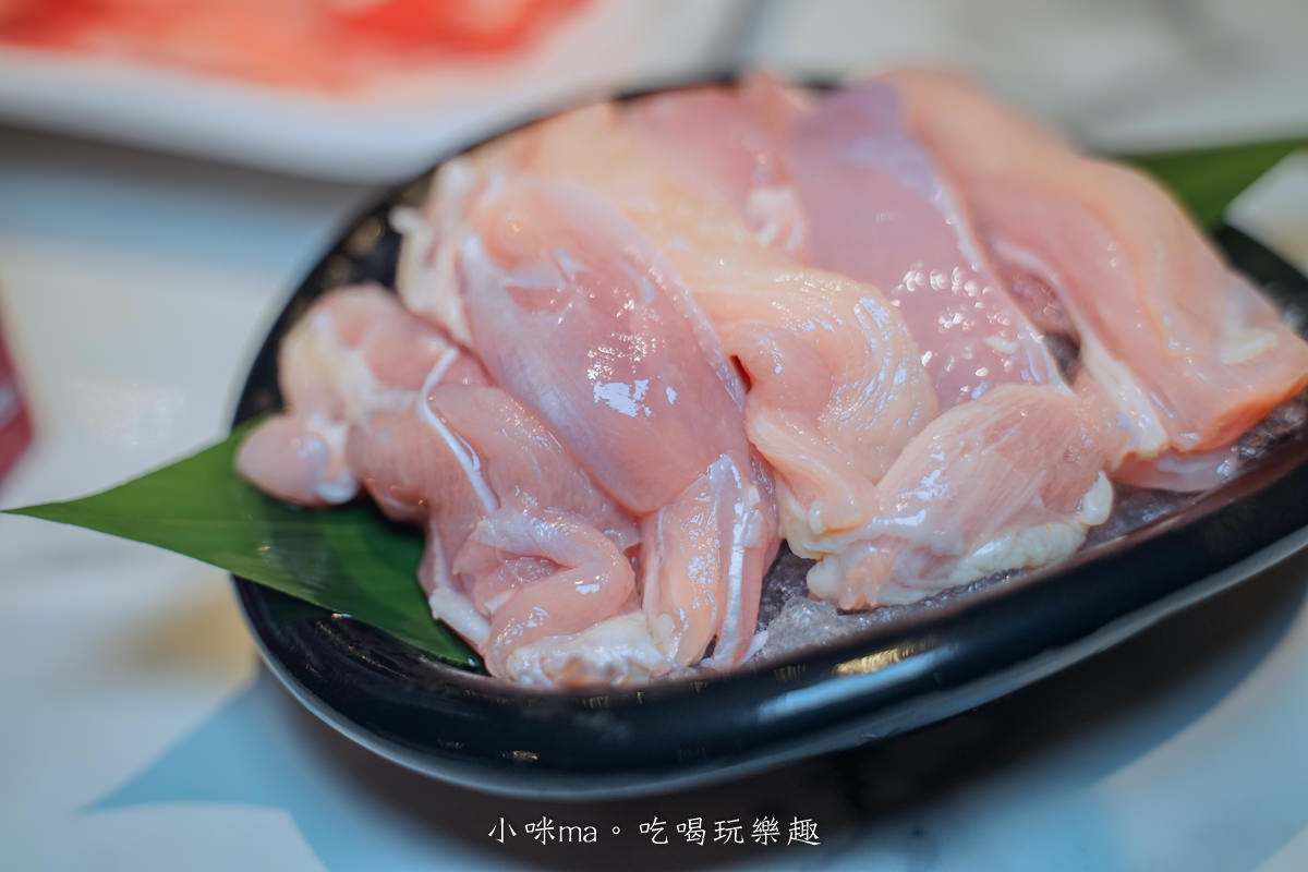 肉多多火鍋 台北西門店|台灣火鍋第一品牌,蔬食者的天堂鍋物 35種蔬菜無限吃,爆擊海鮮盤 專人幫你剝蝦捏,捷運西門站 - 第46張圖 肉多多火鍋 台北西門店|台灣火鍋第一品牌,蔬食者的天堂鍋物 35種蔬菜無限吃,爆擊海鮮盤 專人幫你剝蝦捏,捷運西門站