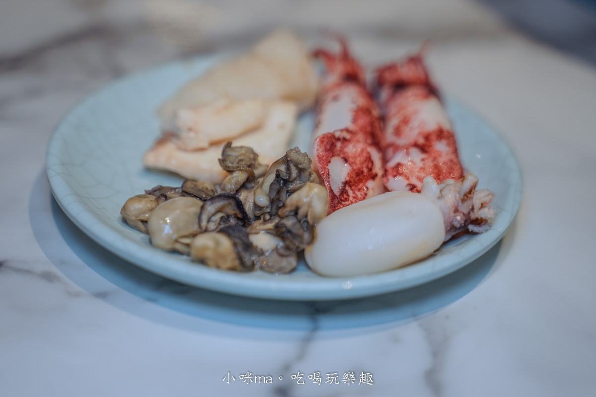 肉多多火鍋 台北西門店|台灣火鍋第一品牌,蔬食者的天堂鍋物 35種蔬菜無限吃,爆擊海鮮盤 專人幫你剝蝦捏,捷運西門站 - 第59張圖 肉多多火鍋 台北西門店|台灣火鍋第一品牌,蔬食者的天堂鍋物 35種蔬菜無限吃,爆擊海鮮盤 專人幫你剝蝦捏,捷運西門站