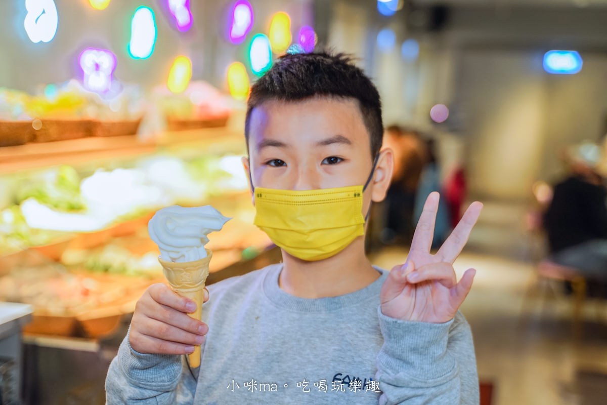 肉多多火鍋 台北西門店|台灣火鍋第一品牌,蔬食者的天堂鍋物 35種蔬菜無限吃,爆擊海鮮盤 專人幫你剝蝦捏,捷運西門站 - 第69張圖 肉多多火鍋 台北西門店|台灣火鍋第一品牌,蔬食者的天堂鍋物 35種蔬菜無限吃,爆擊海鮮盤 專人幫你剝蝦捏,捷運西門站