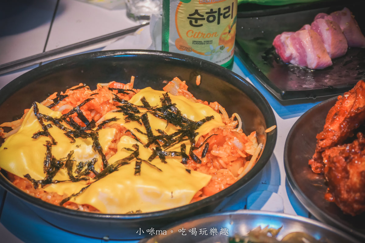 WULI NIGHT 韓式餐酒館｜直接走進韓國布帳馬車的街邊餐廳，吃的到道地釜山韓國美味，新竹美食/竹北美食