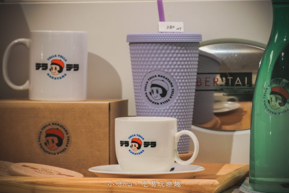 Tella Tella Cafe|一秒走進阿嬤家,日本昭和復古風情充滿整個老屋二樓,赤峰街超Q的老宅咖啡,捷運中山站 - 第13張圖 Tella Tella Cafe|一秒走進阿嬤家,日本昭和復古風情充滿整個老屋二樓,赤峰街超Q的老宅咖啡,捷運中山站