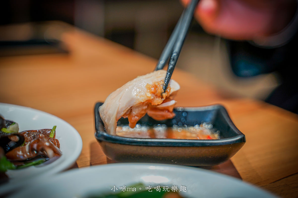 雞上盒雞肉專賣店 ▏肉控們~海南雞直接給你雙倍肉肉，內用還有藥膳雞湯免費隨你喝，捷運國父紀念館站