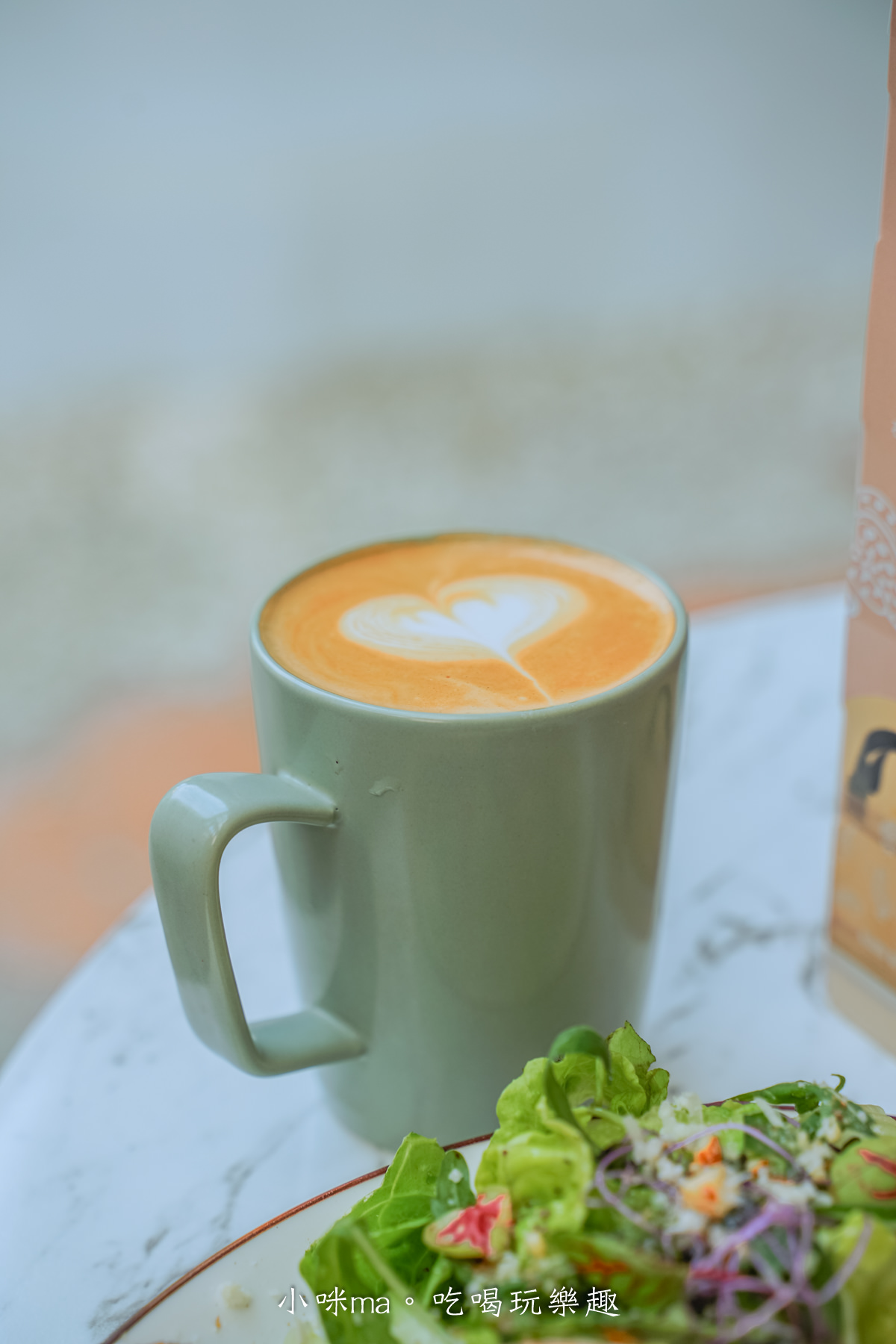 Become Brunch|靜巷內的純白玻璃屋讓人拍翻啦,彈性微蔬食料理 能吃到美味兼具健康,寵物友善餐廳,捷運大安站 - 第21張圖 Become Brunch|靜巷內的純白玻璃屋讓人拍翻啦,彈性微蔬食料理 能吃到美味兼具健康,寵物友善餐廳,捷運大安站