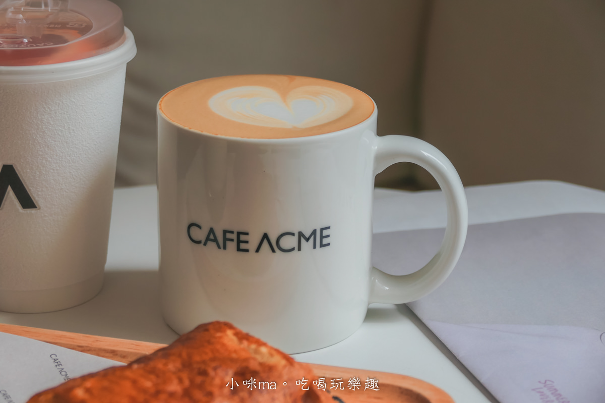 CAFE ACME 象山店｜象山底下純白韓風咖啡廳，寧靜的氛圍超愜意，平日不限時，捷運象山站