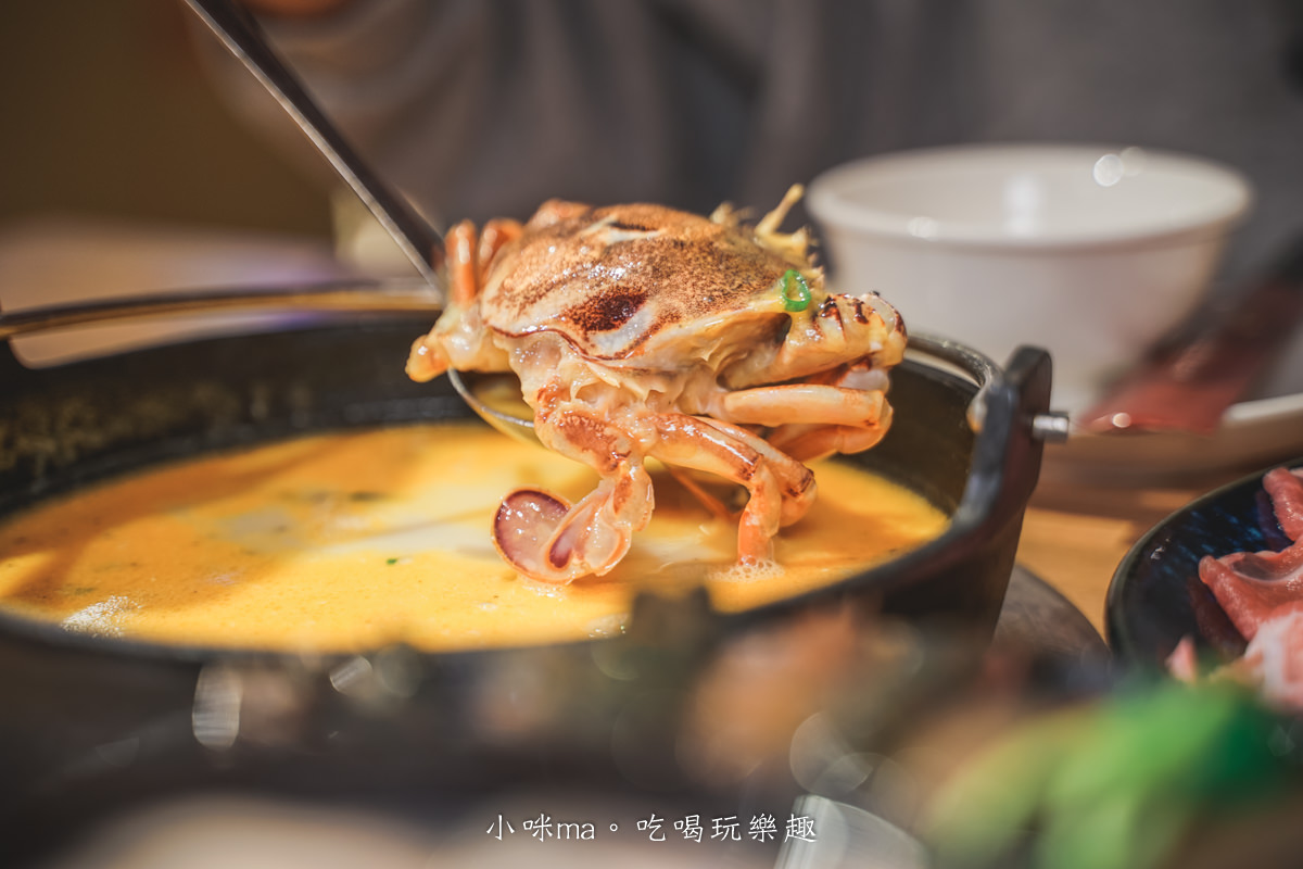 吾皇大大 朕的鍋物-中山南京殿|全新菜單期間限定秋風膏濃蟹黃鍋有夠香濃,涮肉、涮海鮮都對味,宵夜也可以吃鍋 周末營業至凌晨四點,捷運中山站 中山站美食推薦 中山站火鍋推薦 - 第22張圖 吾皇大大 朕的鍋物-中山南京殿|全新菜單期間限定秋風膏濃蟹黃鍋有夠香濃,涮肉、涮海鮮都對味,宵夜也可以吃鍋 周末營業至凌晨四點,捷運中山站 中山站美食推薦 中山站火鍋推薦