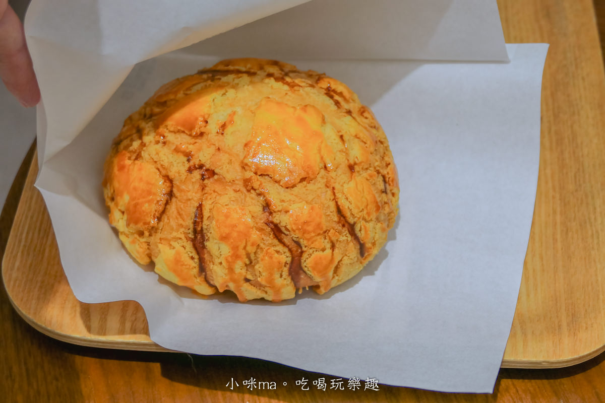REEDS coffee & bakery 內湖店｜早晨就用拿鐵搭配鹽可頌開啟美好的一天，烘焙結合咖啡廳 天天現烤麵包出爐，內湖不限時咖啡廳，捷運文德站