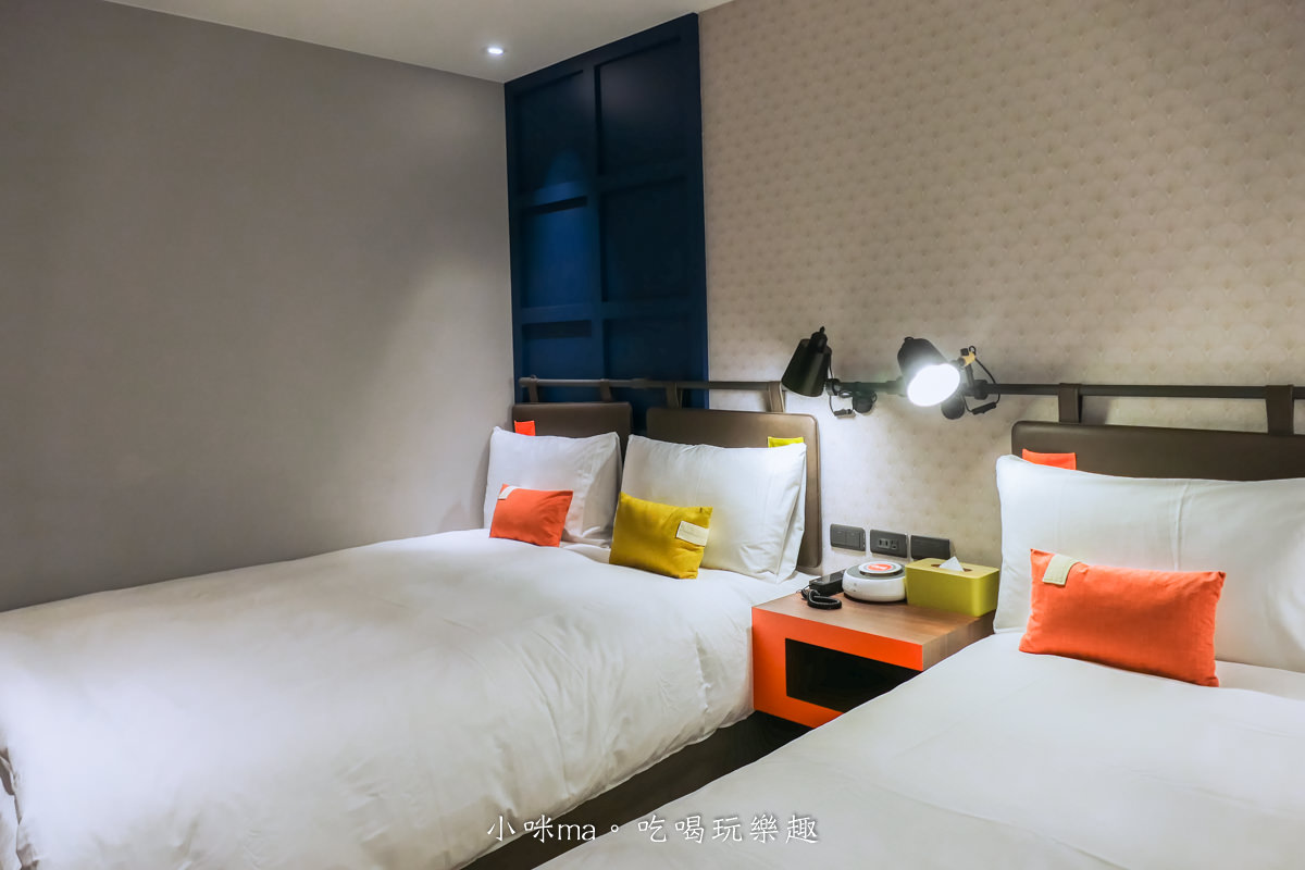 悅樂旅店 OLAH Poshtel 台中|台中火車站附近最潮的旅店,挑高共享空間設計感十足,還有免費泡麵隨你吃,台中飯店/台中住宿 - 第13張圖 悅樂旅店 OLAH Poshtel 台中|台中火車站附近最潮的旅店,挑高共享空間設計感十足,還有免費泡麵隨你吃,台中飯店/台中住宿