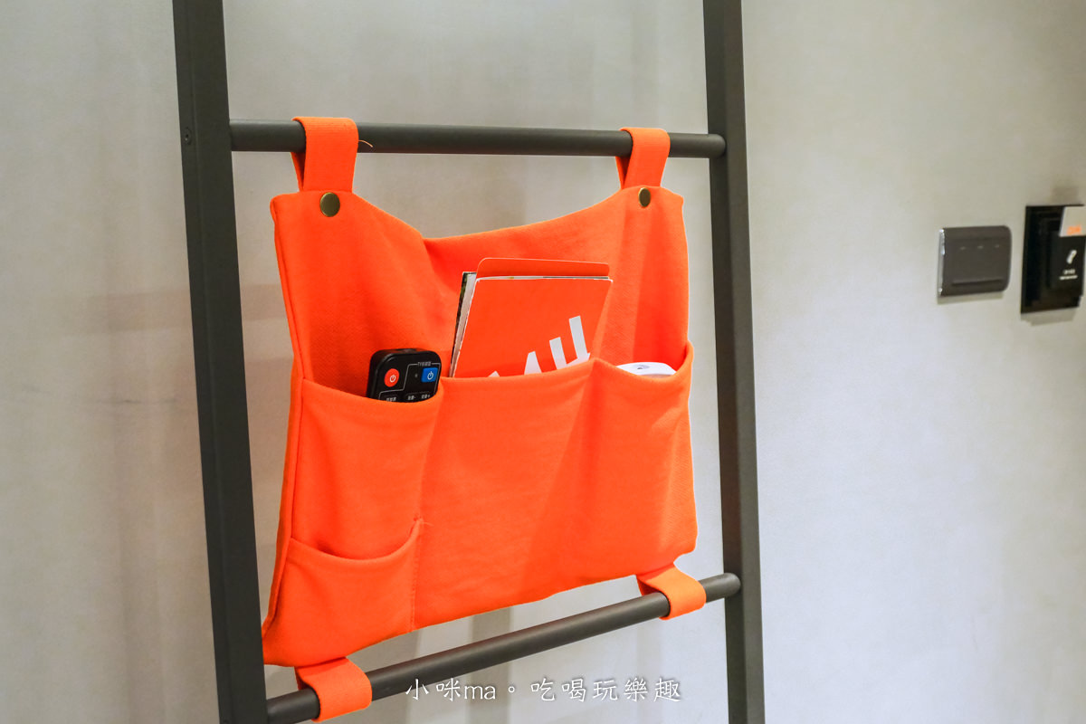 悅樂旅店 OLAH Poshtel 台中|台中火車站附近最潮的旅店,挑高共享空間設計感十足,還有免費泡麵隨你吃,台中飯店/台中住宿 - 第17張圖 悅樂旅店 OLAH Poshtel 台中|台中火車站附近最潮的旅店,挑高共享空間設計感十足,還有免費泡麵隨你吃,台中飯店/台中住宿