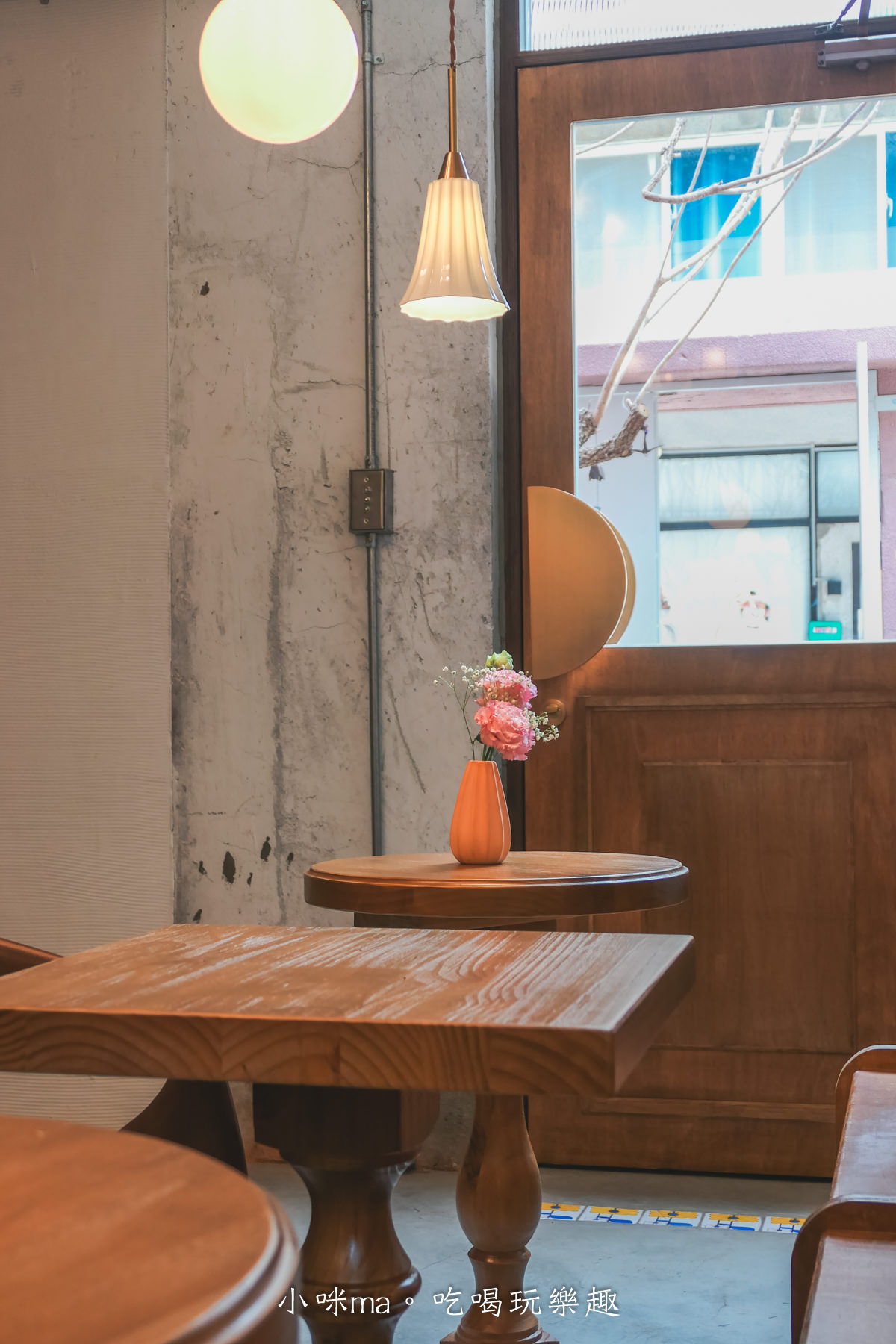 Lillian Bakery 莉莉安可頌烘焙專門店|風靡IG 獨棟三層樓絕美不限時咖啡廳,拍好拍滿 可頌、蛋糕、鹹食任你選,寵物友善,捷運忠孝敦化站 - 第14張圖 Lillian Bakery 莉莉安可頌烘焙專門店|風靡IG 獨棟三層樓絕美不限時咖啡廳,拍好拍滿 可頌、蛋糕、鹹食任你選,寵物友善,捷運忠孝敦化站
