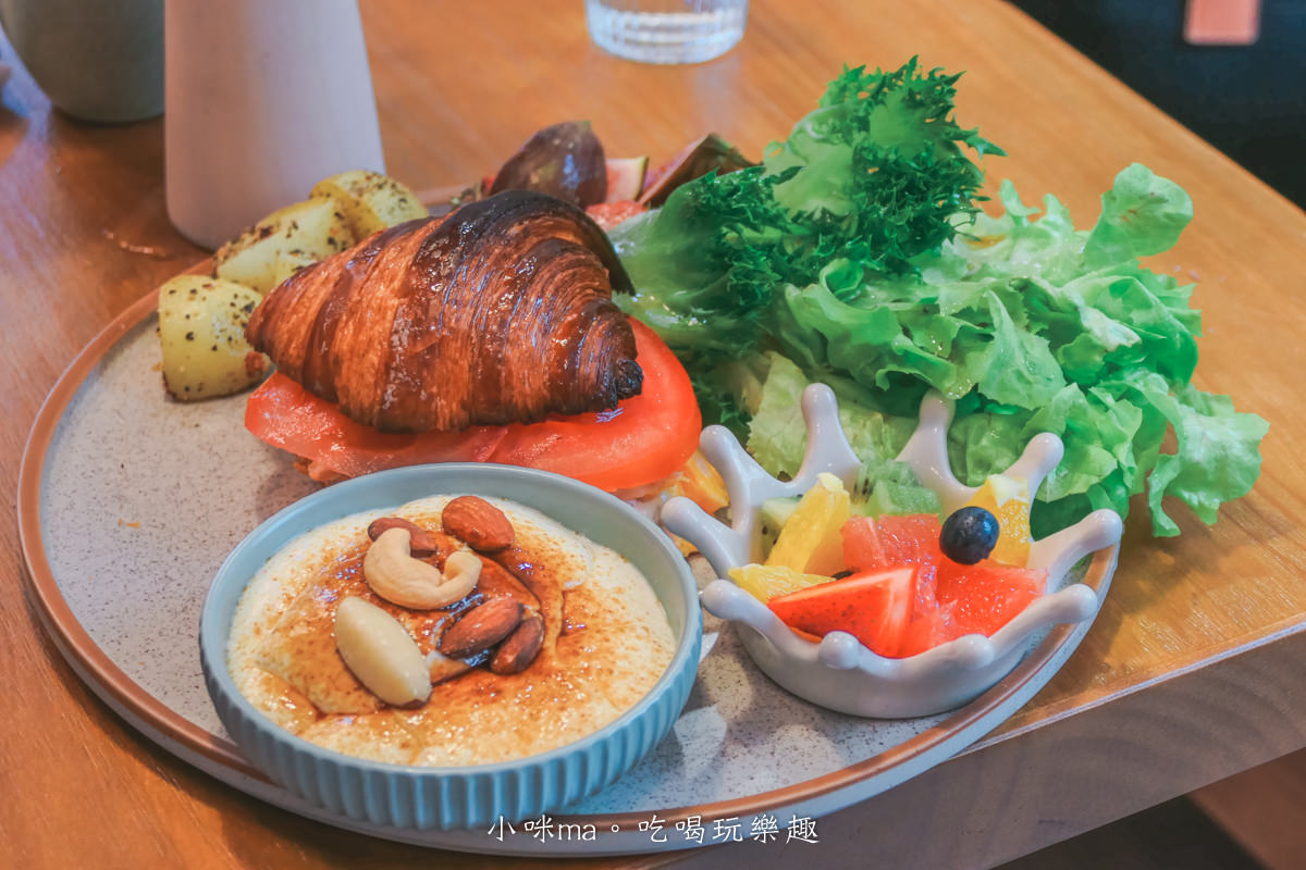 Lillian Bakery 莉莉安可頌烘焙專門店|風靡IG 獨棟三層樓絕美不限時咖啡廳,拍好拍滿 可頌、蛋糕、鹹食任你選,寵物友善,捷運忠孝敦化站 - 第35張圖 Lillian Bakery 莉莉安可頌烘焙專門店|風靡IG 獨棟三層樓絕美不限時咖啡廳,拍好拍滿 可頌、蛋糕、鹹食任你選,寵物友善,捷運忠孝敦化站
