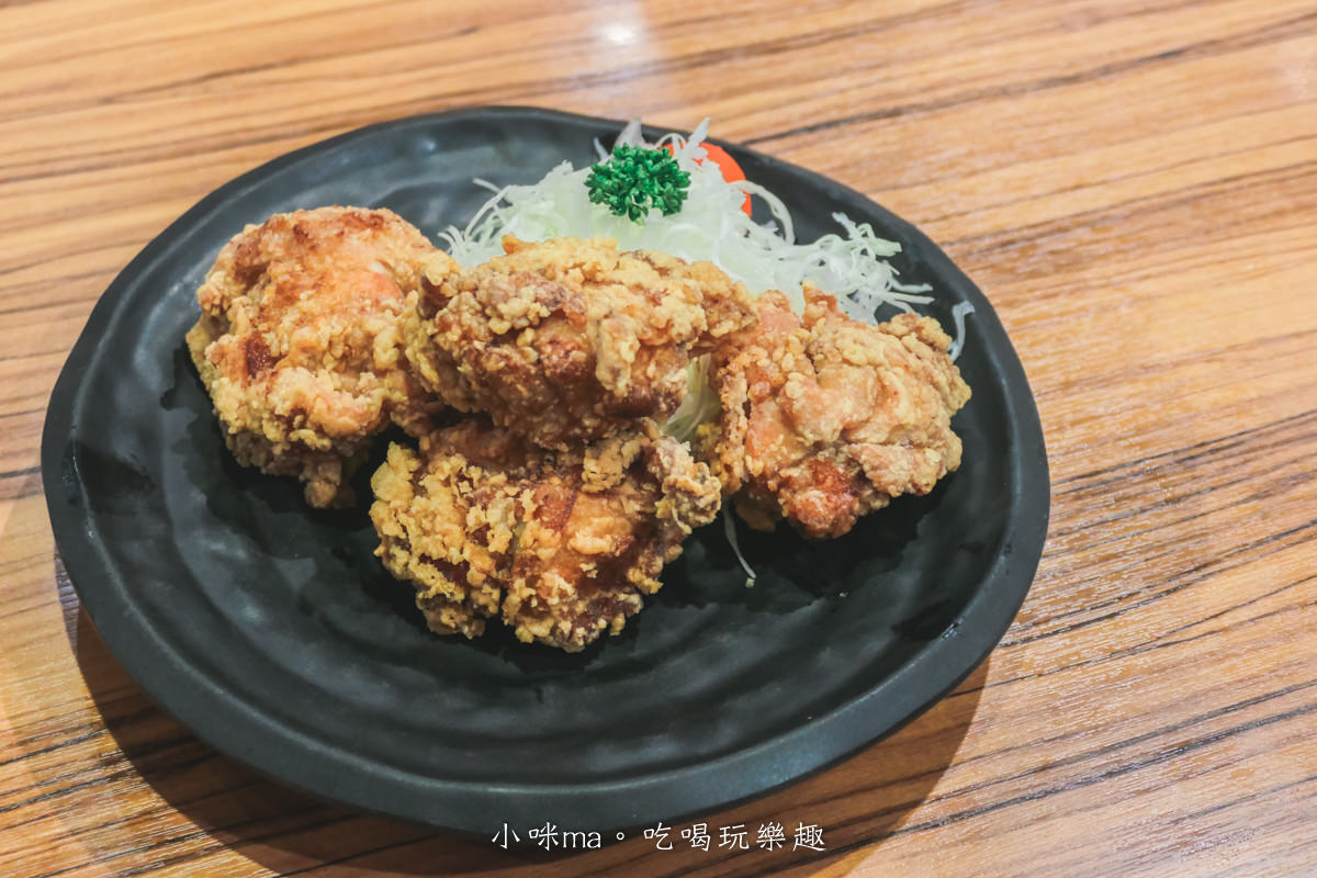 奧特拉麵 Ramen Ultra-桃園華泰 錦拉麵|北海道最純正的拉麵,雞白湯頭清爽不膩,還有丼飯、乾拌麵、咖哩飯可以選,桃園美食 - 第19張圖 奧特拉麵 Ramen Ultra-桃園華泰 錦拉麵|北海道最純正的拉麵,雞白湯頭清爽不膩,還有丼飯、乾拌麵、咖哩飯可以選,桃園美食