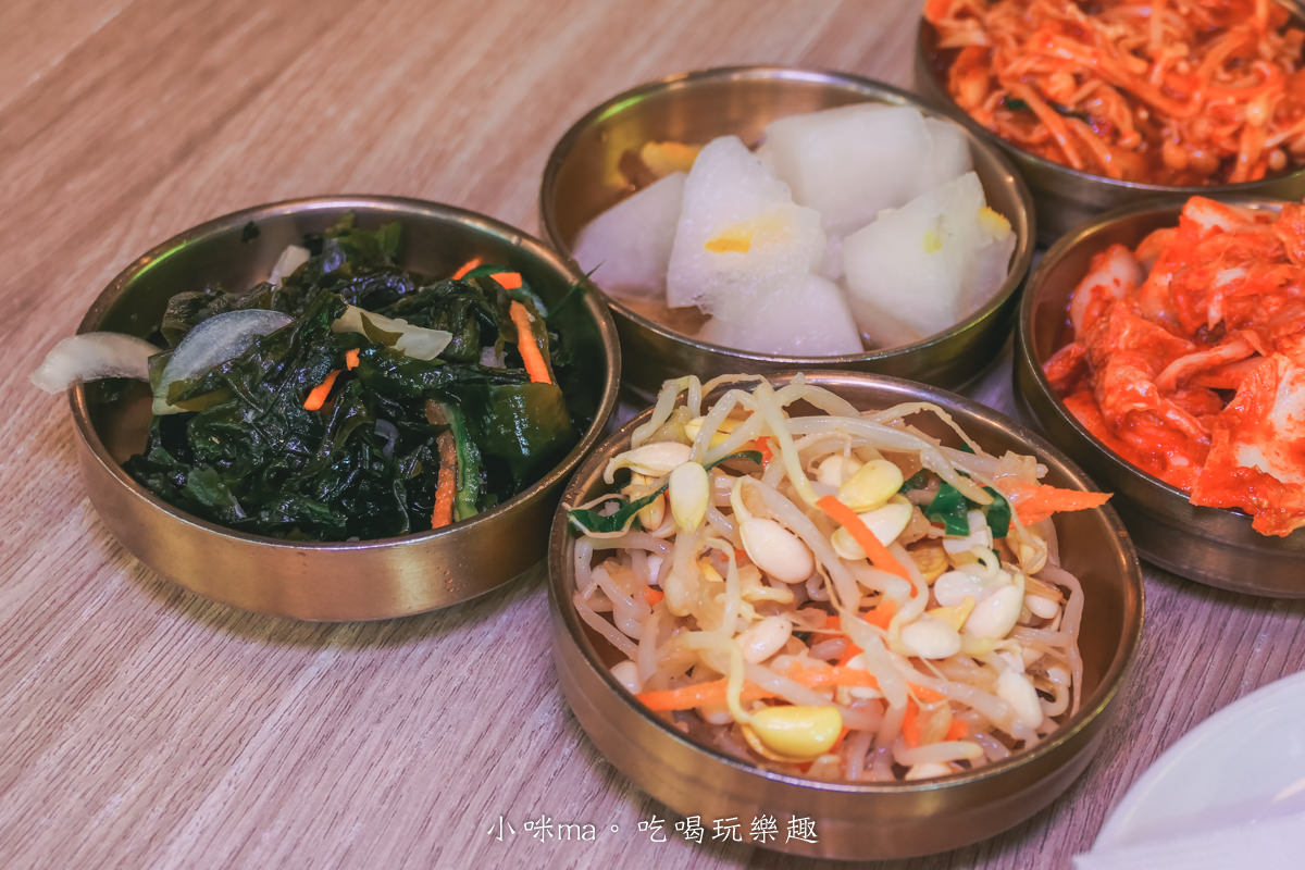 梨谷-韓式鐵板炭火烤肉|全台首創鐵板炭火烤肉,韓劇、韓綜特色料理 這裡都有,五種韓式小菜隨你吃,捷運後山埤站 - 第7張圖 梨谷-韓式鐵板炭火烤肉|全台首創鐵板炭火烤肉,韓劇、韓綜特色料理 這裡都有,五種韓式小菜隨你吃,捷運後山埤站