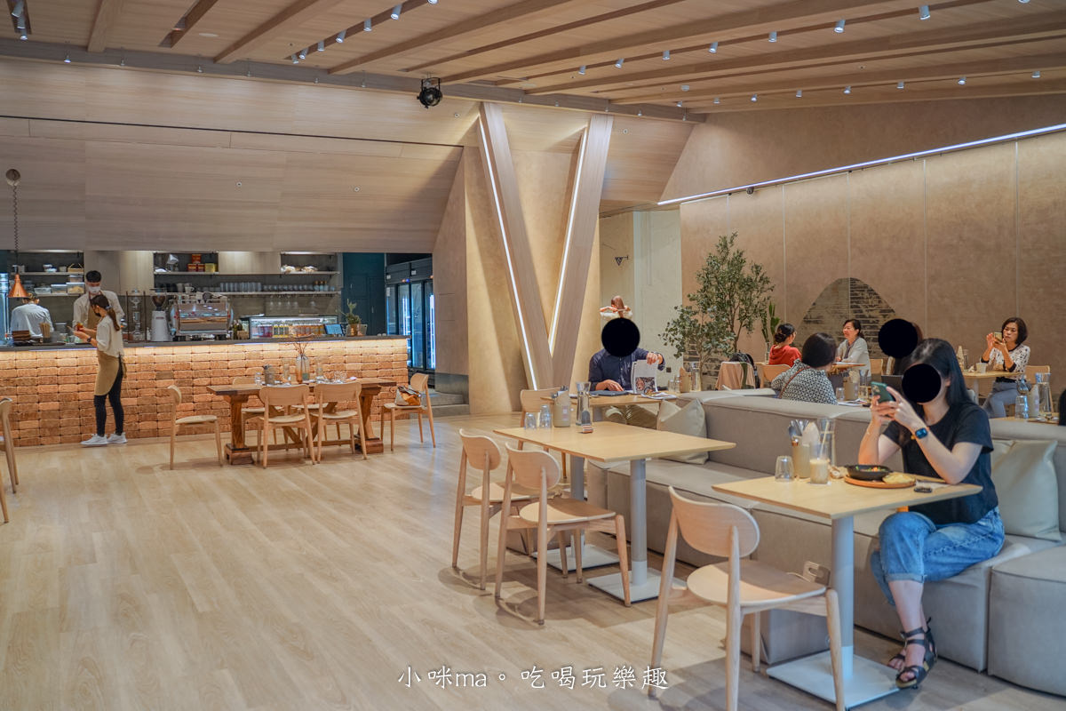 CHALET V ｜藏在都市裡的北歐山林木屋，最美的早午餐在大直，從門口就能一路狂拍，大直美食