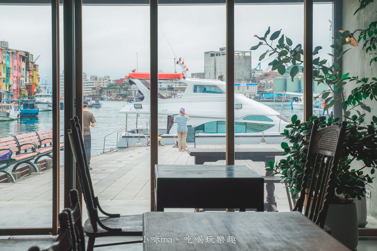 嶼我|正濱漁港彩虹屋旁老宅工業風小店,二樓直視漁港美景,海那邊第二間姊妹店,基隆美食 - 第20張圖 嶼我|正濱漁港彩虹屋旁老宅工業風小店,二樓直視漁港美景,海那邊第二間姊妹店,基隆美食