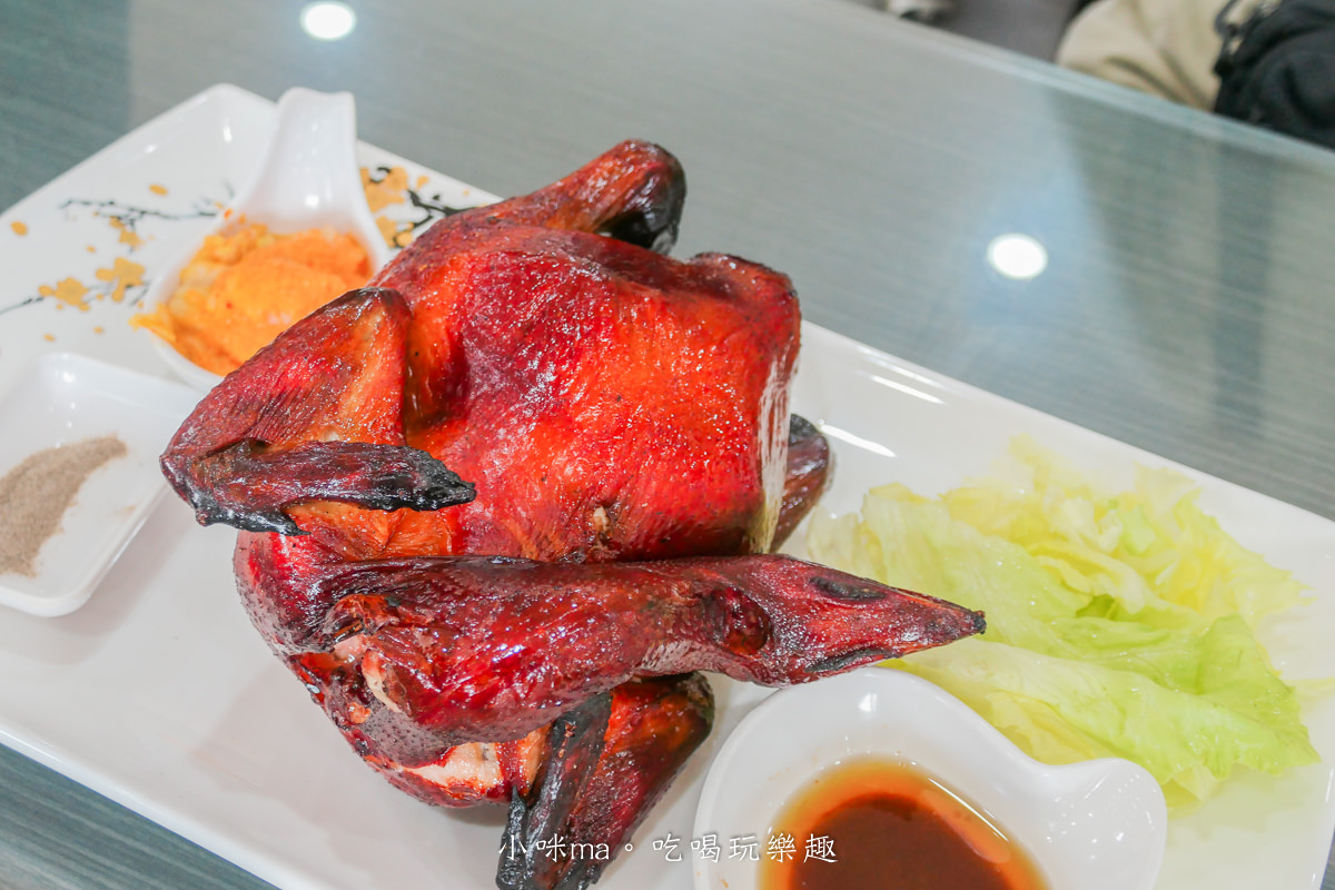 大仁哥蔗香脆皮桶仔雞-旗艦總店｜想吃地表最強桶仔雞不用搶！第一間店面就在壯圍，怎麼吃看這篇，宜蘭美食